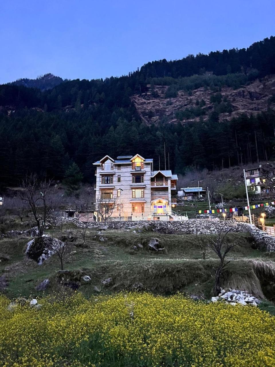 Hotel The Rohtang Chalet Manāli Exterior foto